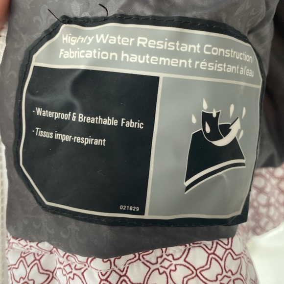 Girl’s 10/12 Winter Ski Jacket - Picture 12 of 13